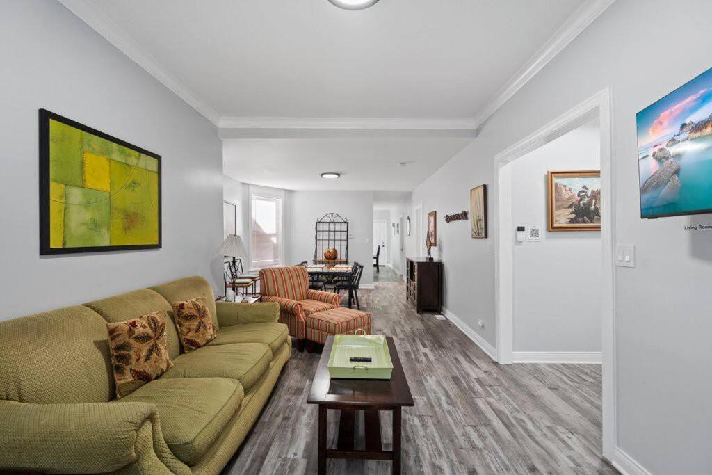 Newly Rehabbed Greystone With 2 Private Apartments, Backyard, Garage, Laundry, Close To Expressway Chicago Exterior foto