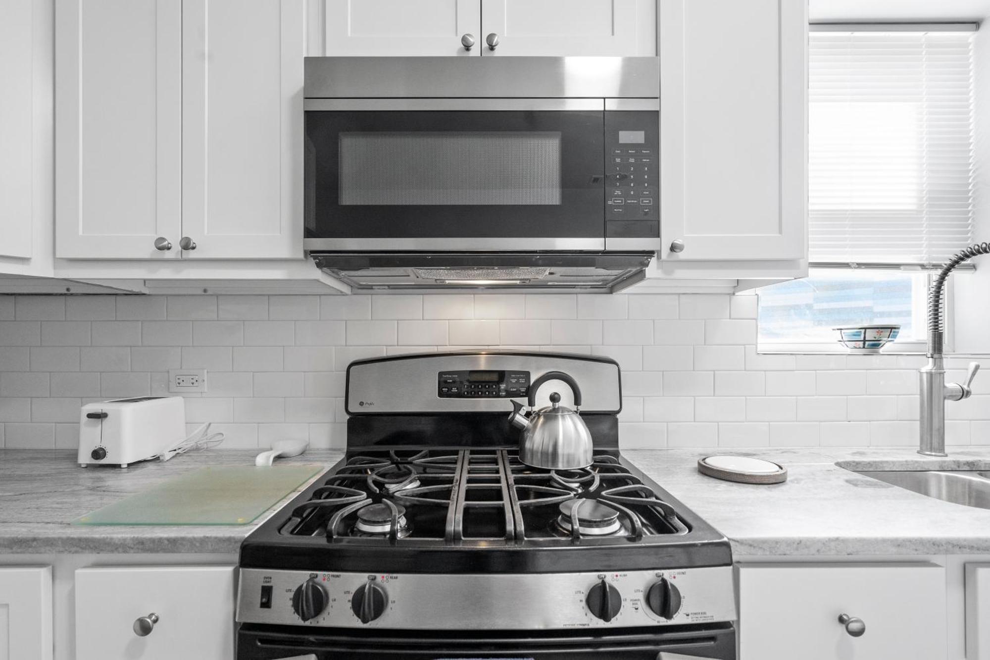 Newly Rehabbed Greystone With 2 Private Apartments, Backyard, Garage, Laundry, Close To Expressway Chicago Exterior foto